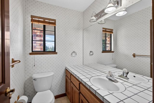 6178 Puerto Dr, Rancho Murieta, CA 95683