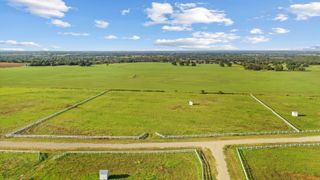 107 Homestead Court, Lipan, TX 76462