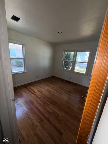 5917 Carrollton Avenue, Indianapolis, IN 46220