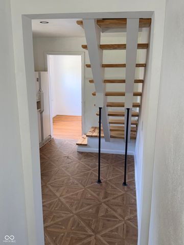 5917 Carrollton Avenue, Indianapolis, IN 46220