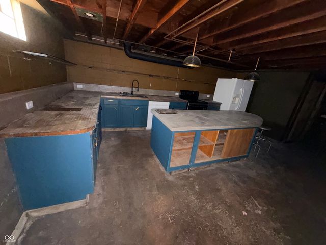 5917 Carrollton Avenue, Indianapolis, IN 46220