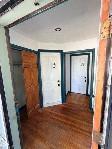 5917 Carrollton Avenue, Indianapolis, IN 46220