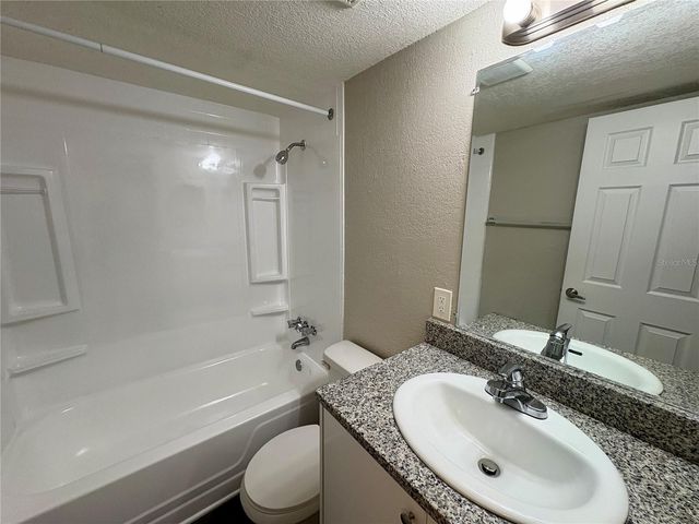 2017 5TH STREET W E, Bradenton, FL 34205