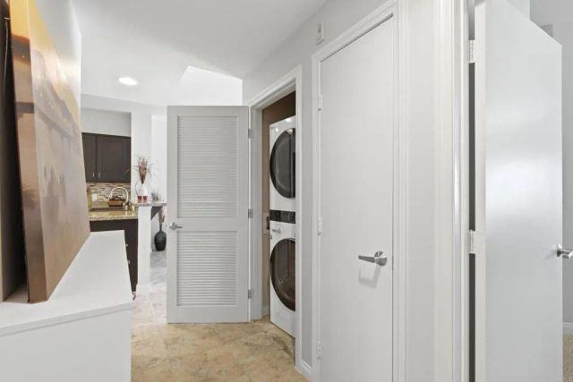 450 J Street 7061, San Diego, CA 92101