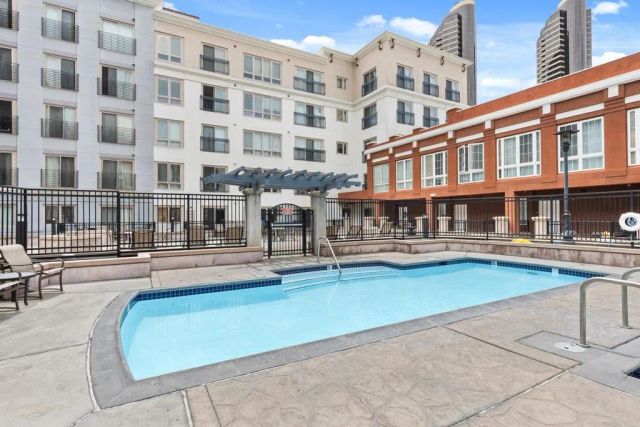 450 J Street 7061, San Diego, CA 92101