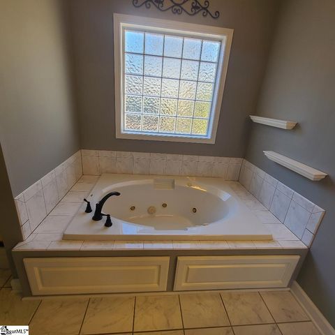 424 Grand Oak Way, Moore, SC 29369