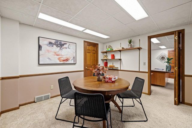 1041 Horns Corners ROAD, Cedarburg, WI 53012