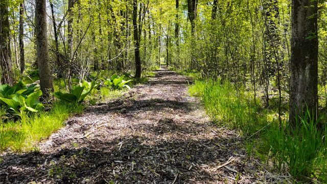 1041 Horns Corners ROAD, Cedarburg, WI 53012