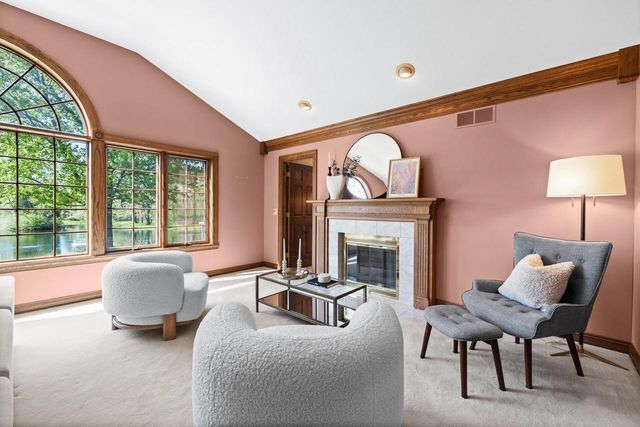 1041 Horns Corners ROAD, Cedarburg, WI 53012