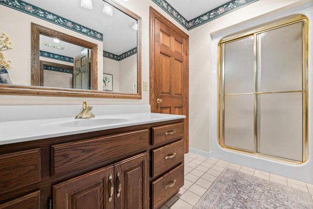 1041 Horns Corners ROAD, Cedarburg, WI 53012
