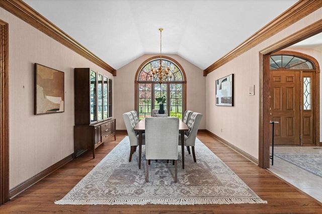 1041 Horns Corners ROAD, Cedarburg, WI 53012