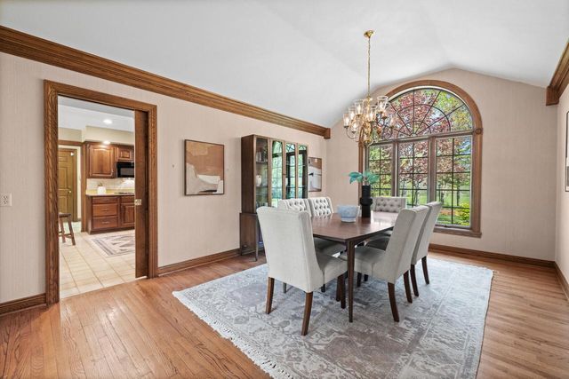 1041 Horns Corners ROAD, Cedarburg, WI 53012