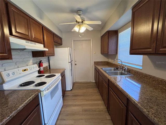 321 NOTHERN DURANGO AVENUE, Ocoee, FL 34761
