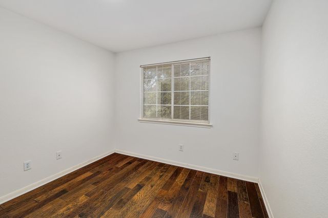 2023 Wood Glen DR, Round Rock, TX 78681