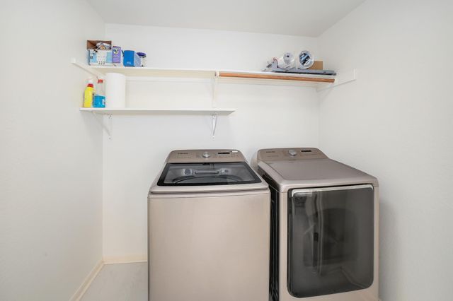 2023 Wood Glen DR, Round Rock, TX 78681