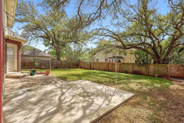 2023 Wood Glen DR, Round Rock, TX 78681