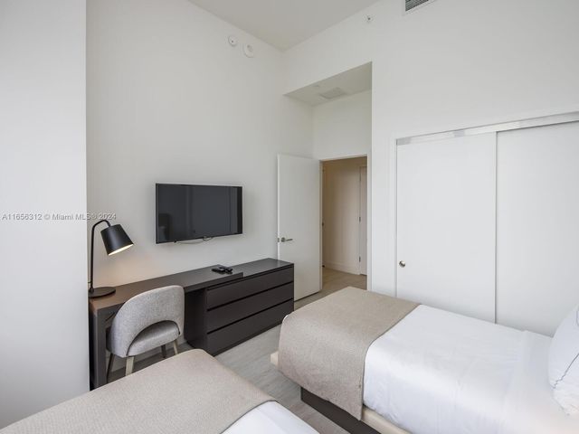 4010 S Ocean Dr R408, Hollywood, FL 33019