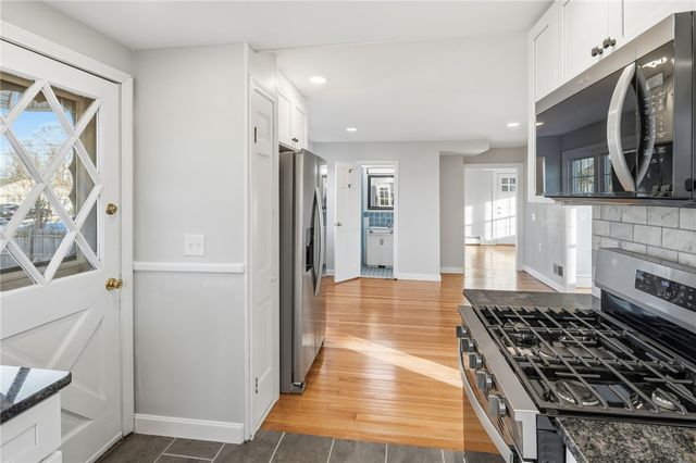 191 S Spruce Street, East Providence, RI 02914