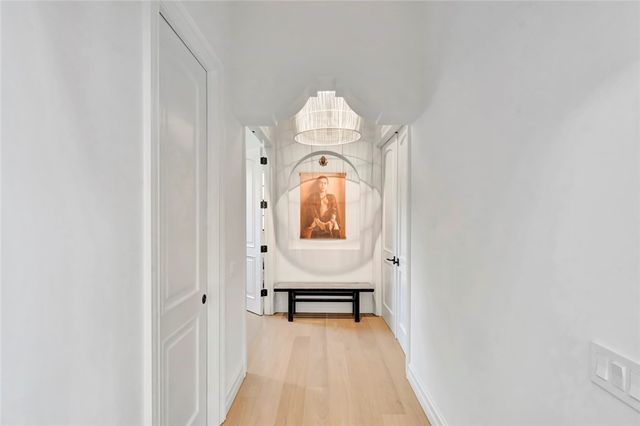 906 Seagrape Lane, Vero Beach, FL 32963