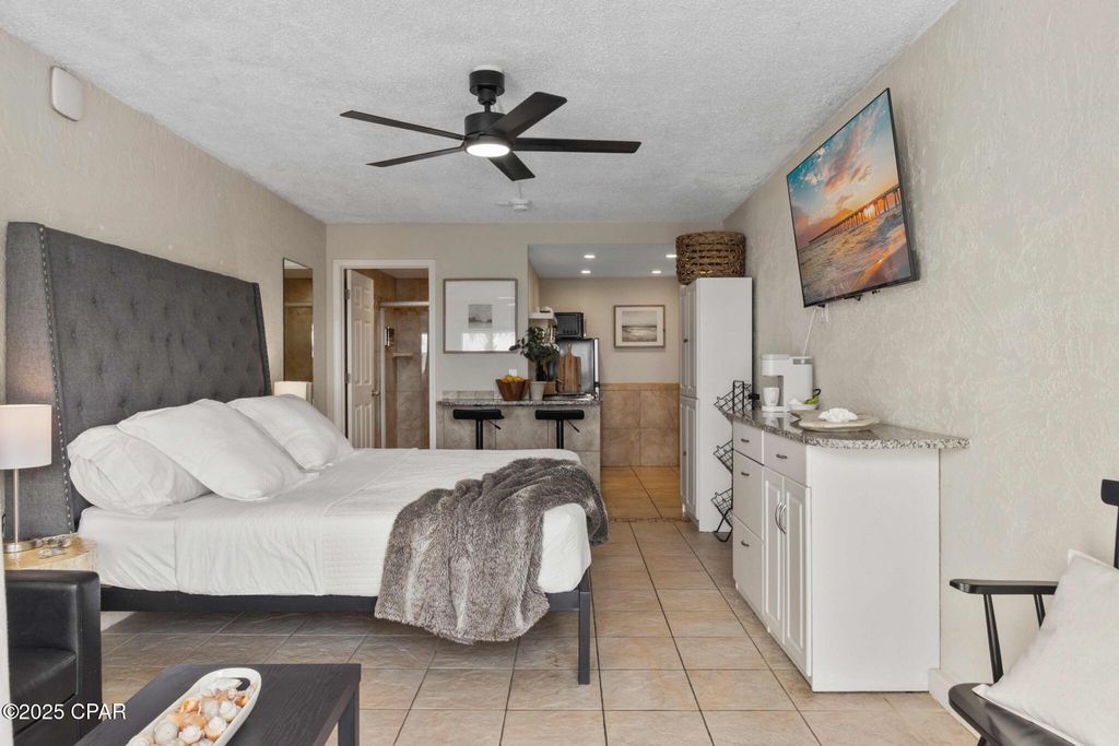 Image 7 of property listing at 15617 Front Beach Road C13, Panama City Beach, FL 32413