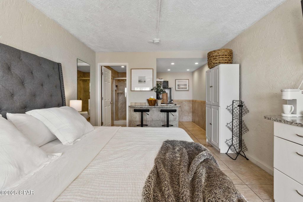 Image 8 of property listing at 15617 Front Beach Road C13, Panama City Beach, FL 32413