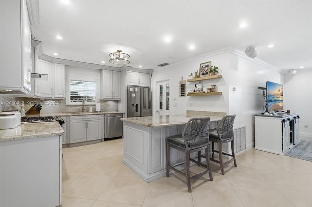 11700 NW 14th St, Pembroke Pines, FL 33026
