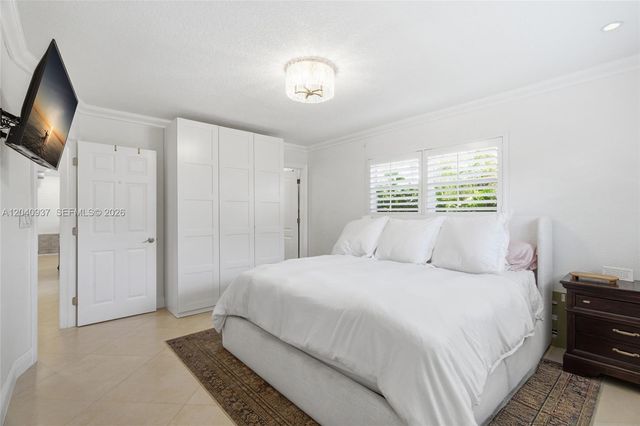 11700 NW 14th St, Pembroke Pines, FL 33026