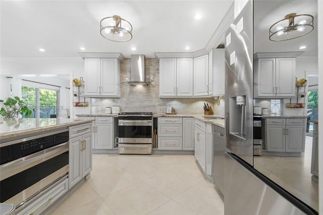 11700 NW 14th St, Pembroke Pines, FL 33026