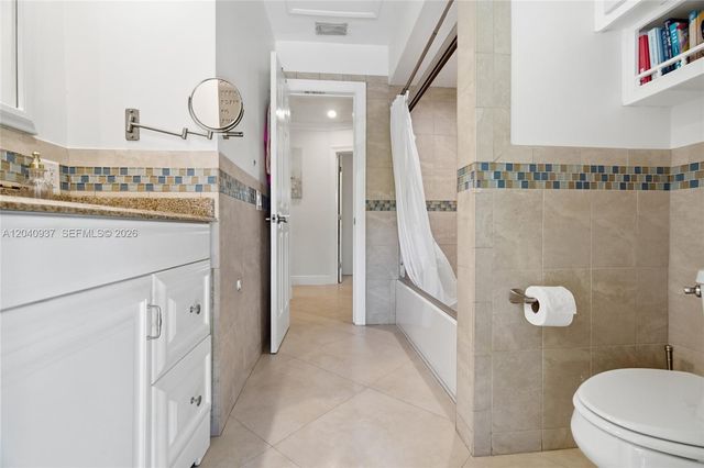 11700 NW 14th St, Pembroke Pines, FL 33026
