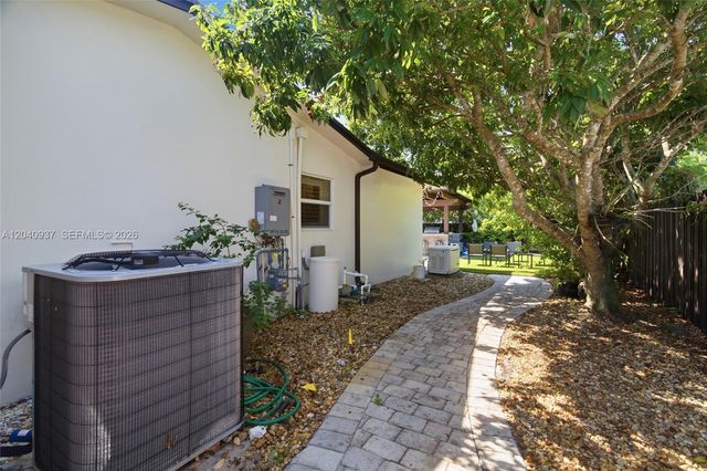 11700 NW 14th St, Pembroke Pines, FL 33026
