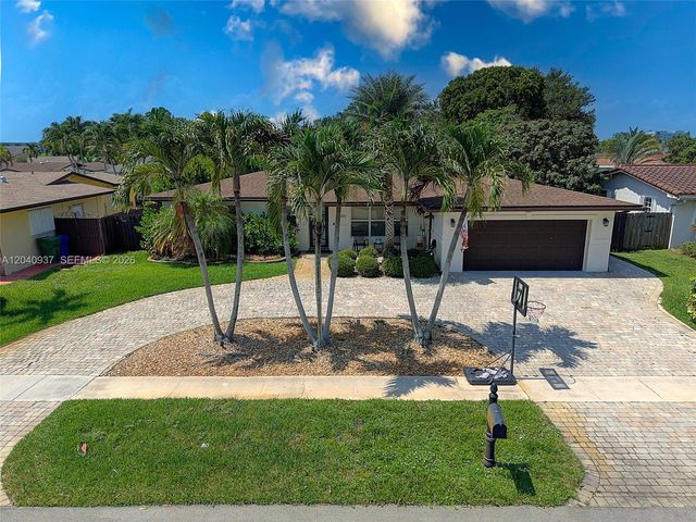 11700 NW 14th St, Pembroke Pines, FL 33026