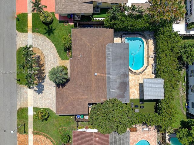 11700 NW 14th St, Pembroke Pines, FL 33026
