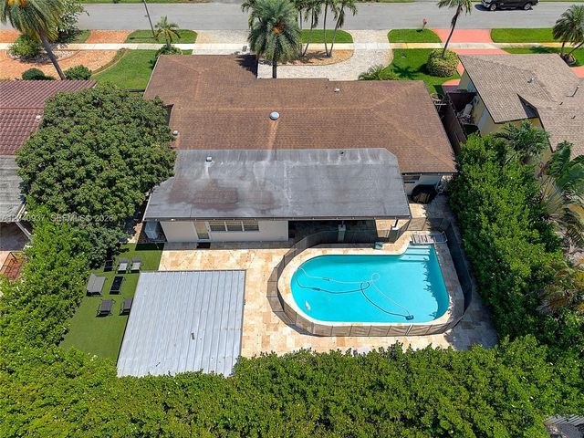 11700 NW 14th St, Pembroke Pines, FL 33026