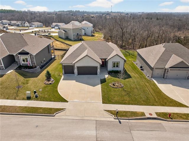 4609 NW 141st Terrace, Platte City, MO 64079