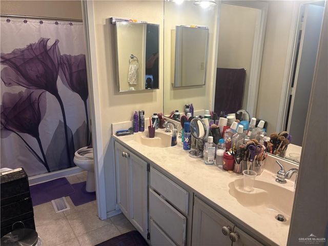 823 Santa Anna Drive, Alamo, TX 78516