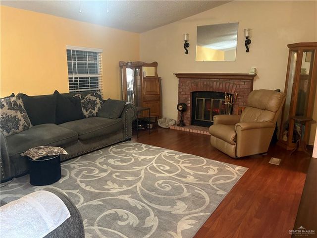 823 Santa Anna Drive, Alamo, TX 78516