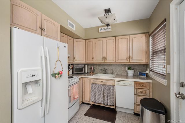 1030 North Drive, Merrick, NY 11566