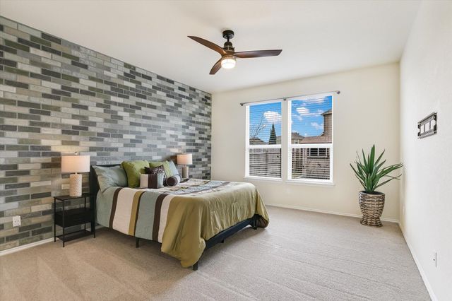 105 Thrasher CV, Leander, TX 78641