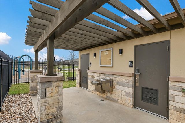 105 Thrasher CV, Leander, TX 78641