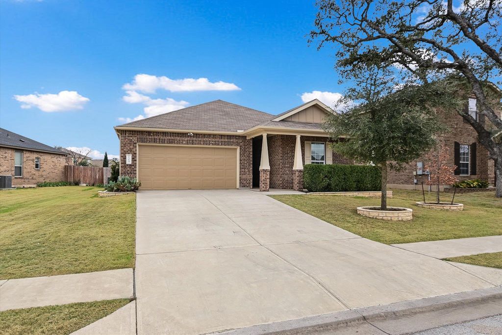 105 Thrasher CV, Leander, TX 78641
