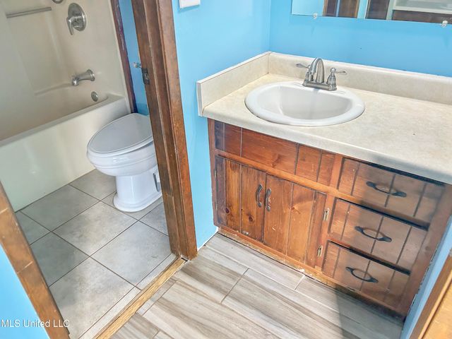 5909 Waltman Road, Vancleave, MS 39565