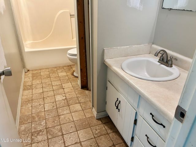 5909 Waltman Road, Vancleave, MS 39565