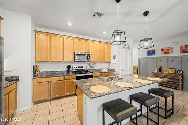 17896 W DALEY Lane, Surprise, AZ 85387