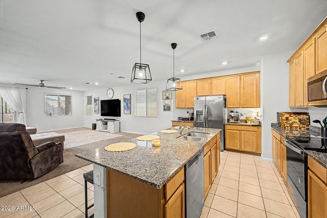 17896 W DALEY Lane, Surprise, AZ 85387