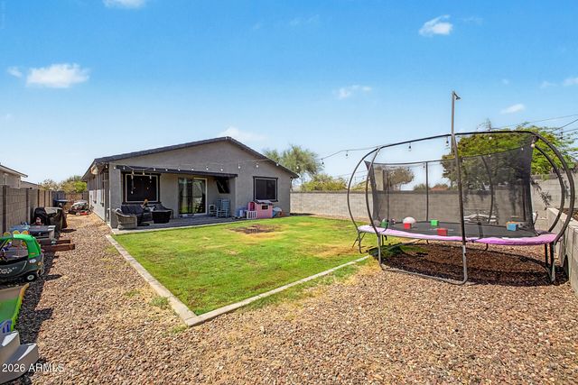 17896 W DALEY Lane, Surprise, AZ 85387