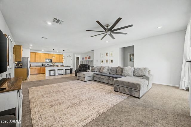 17896 W DALEY Lane, Surprise, AZ 85387