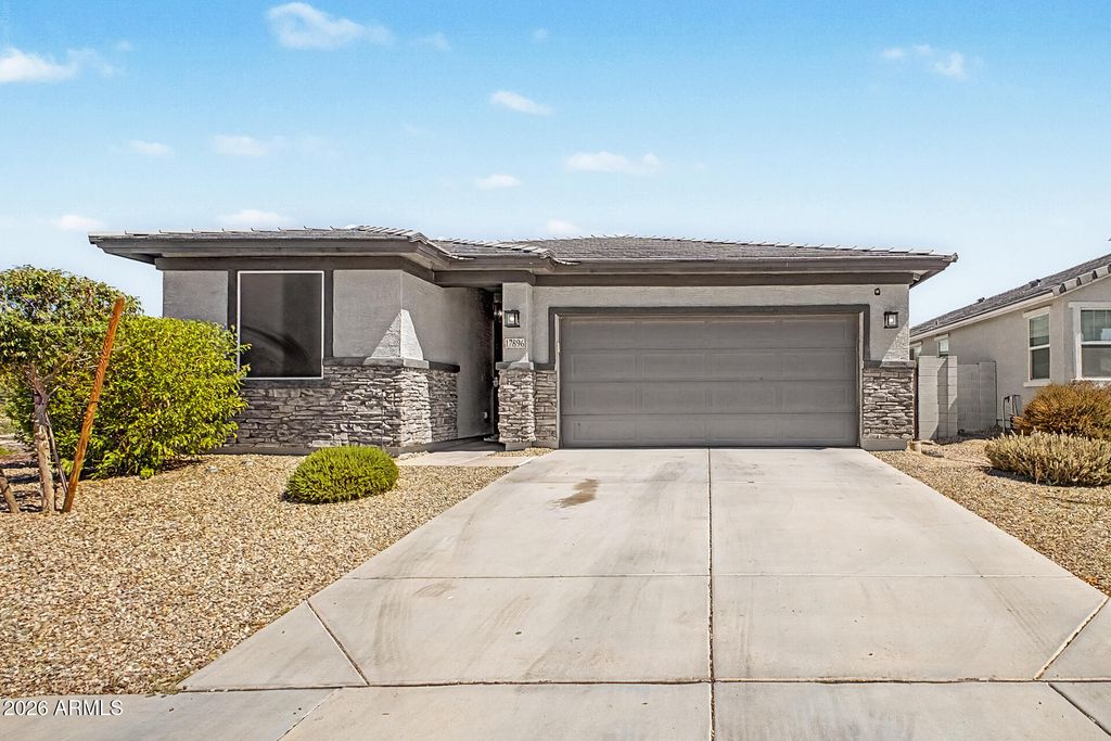 17896 W DALEY Lane, Surprise, AZ 85387