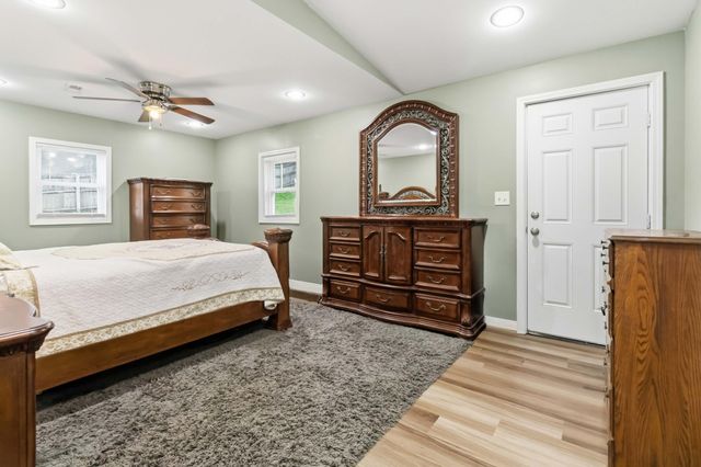 1191 Rush Branch Road, Somerset, KY 42501