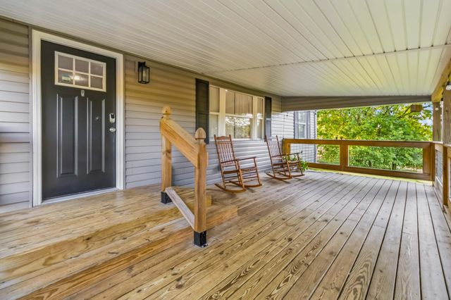 1191 Rush Branch Road, Somerset, KY 42501