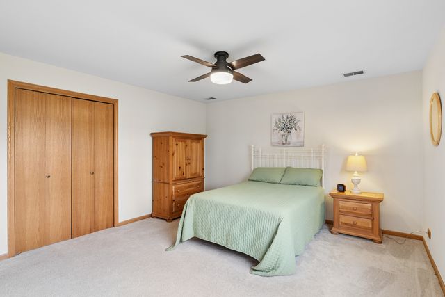 8058 Autobahn Drive S 102, Palos Park, IL 60464
